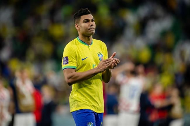 Casemiro cân nhắc từ giã ĐT Brazil 